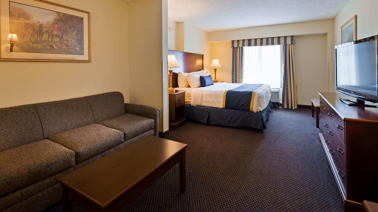 Best Western Plus Crossroads Inn & Suites Zion Crossroads Exterior photo